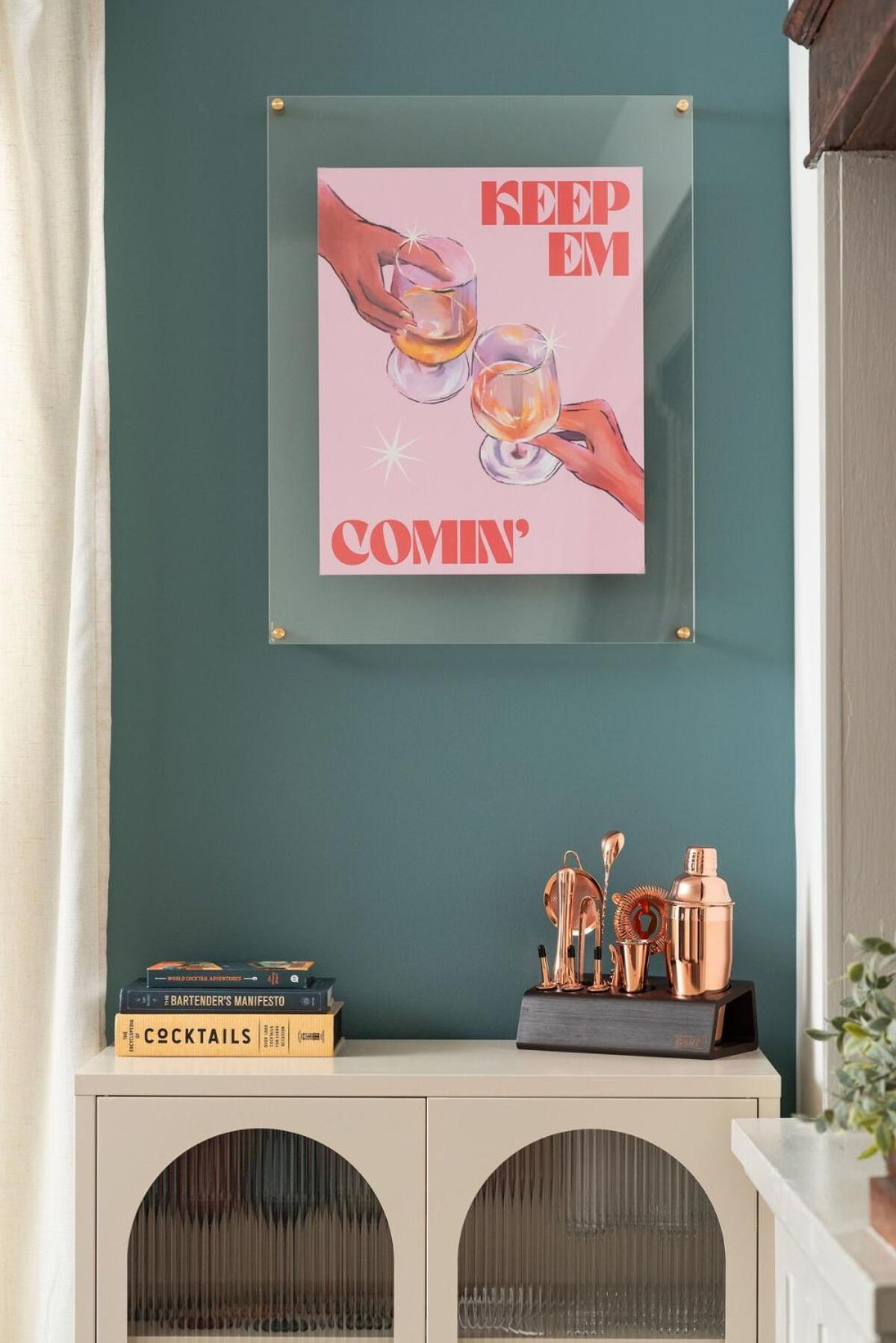 4 Bedroom House With Hot Tub And Backyard Close To Downtown