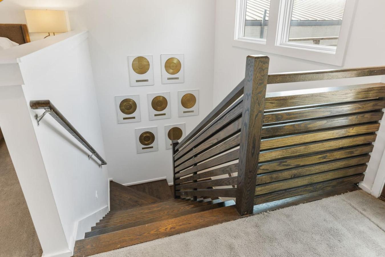 Rooftop Patio With Parking Walk To Belmont And 12 South *