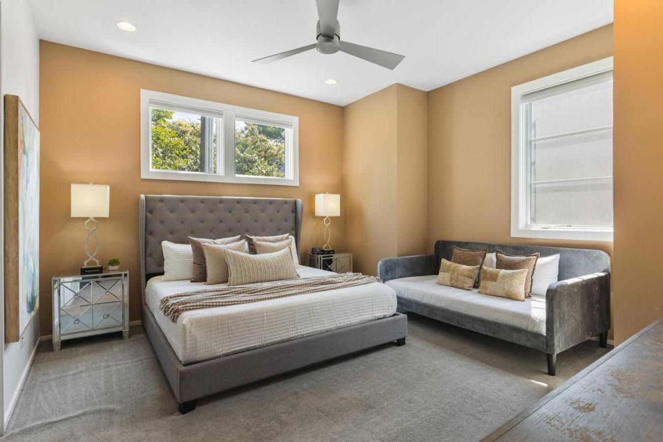 Rooftop Patio With Parking Walk To Belmont And 12 South Nashville