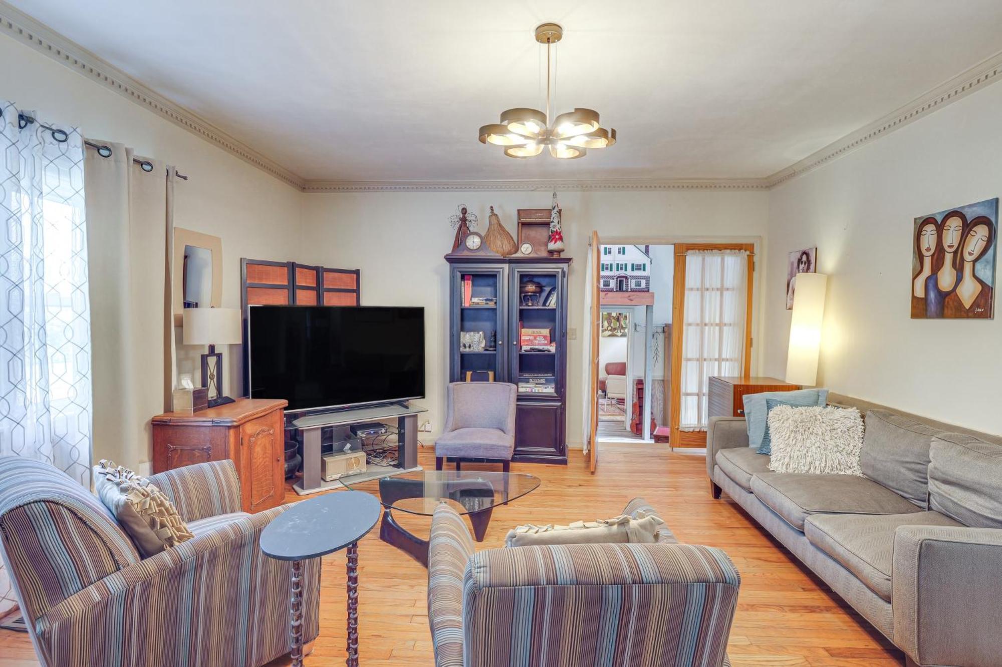 Spacious Retreat With Yard Wfh Friendly! Holiday home *