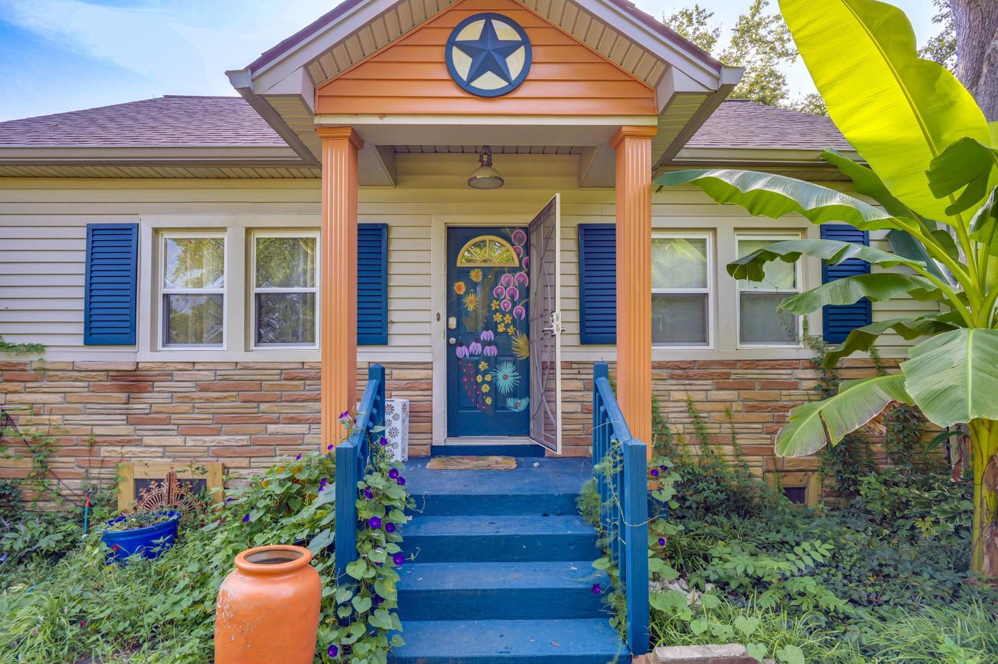 Holiday home Spacious Retreat With Yard Wfh Friendly! Nashville