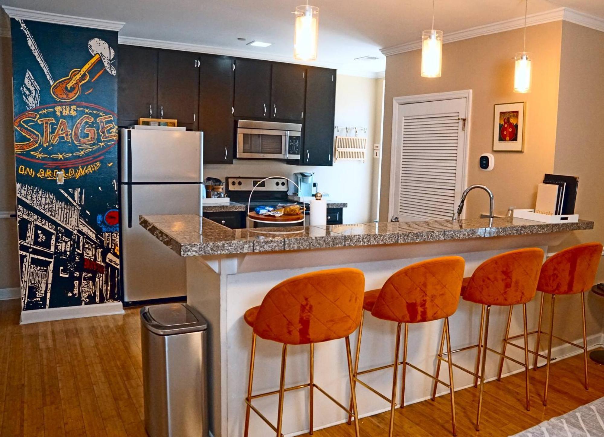 Of Downtown Nashville! Apartment *