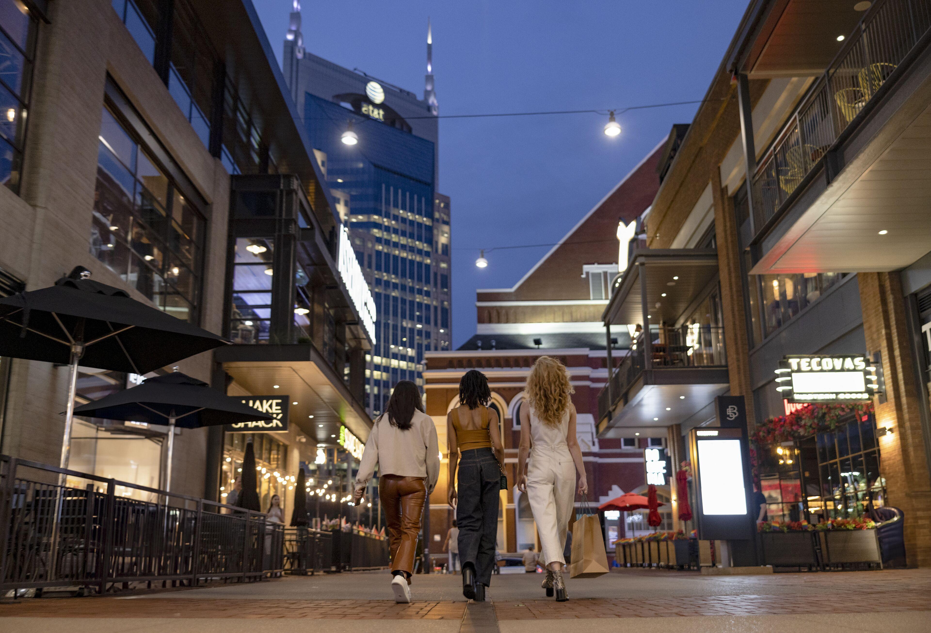 Doubletree By Hilton Downtown Nashville