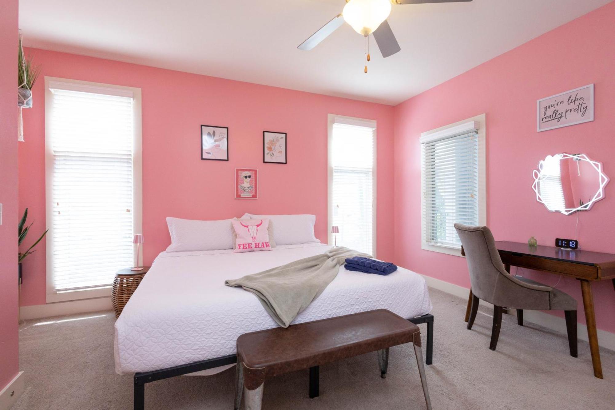 Lipstick & Boots 10 Min To Broadway, Music Row, Fun * Nashville