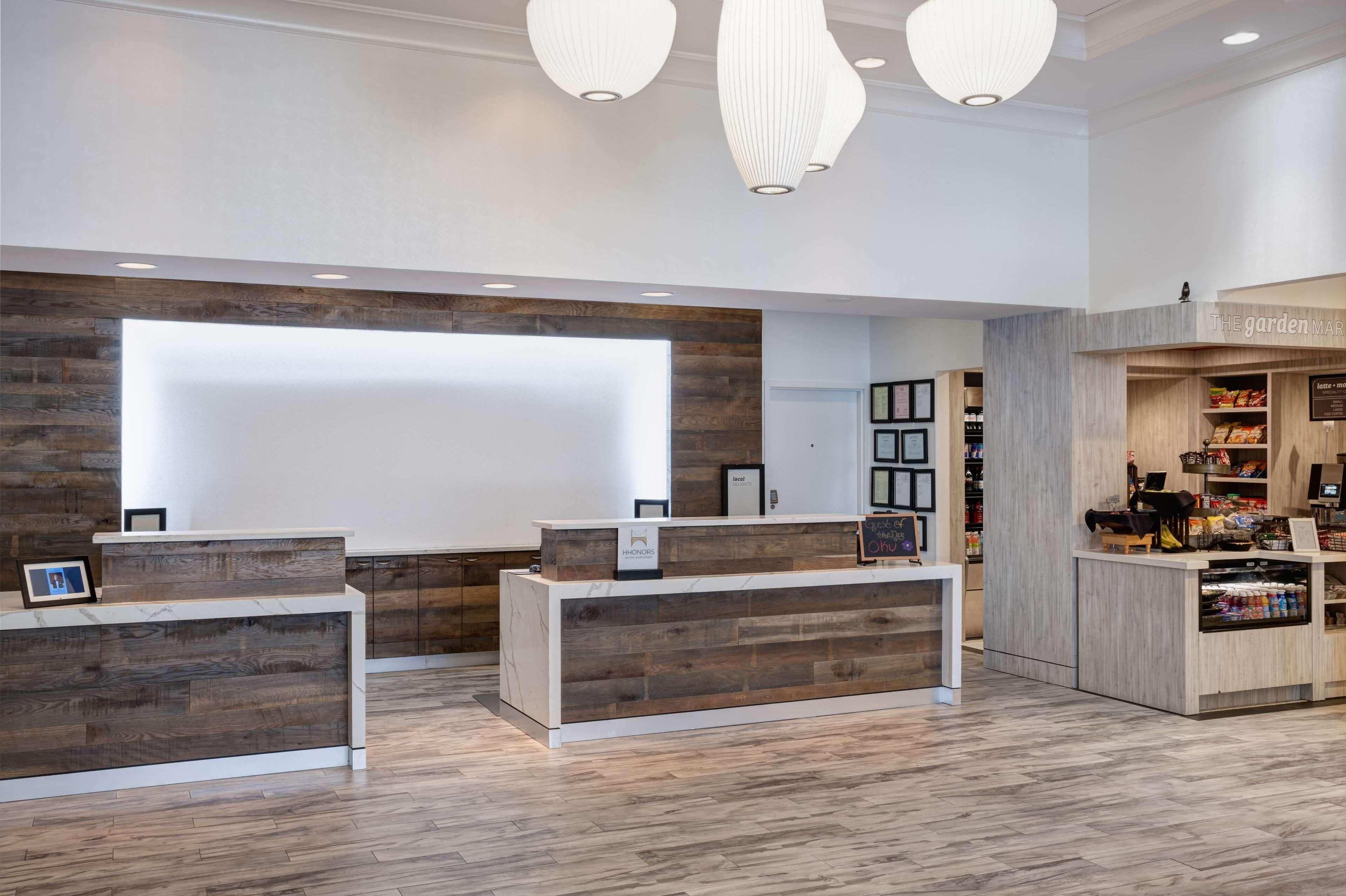 Hilton Garden Vanderbilt Hotel 3*