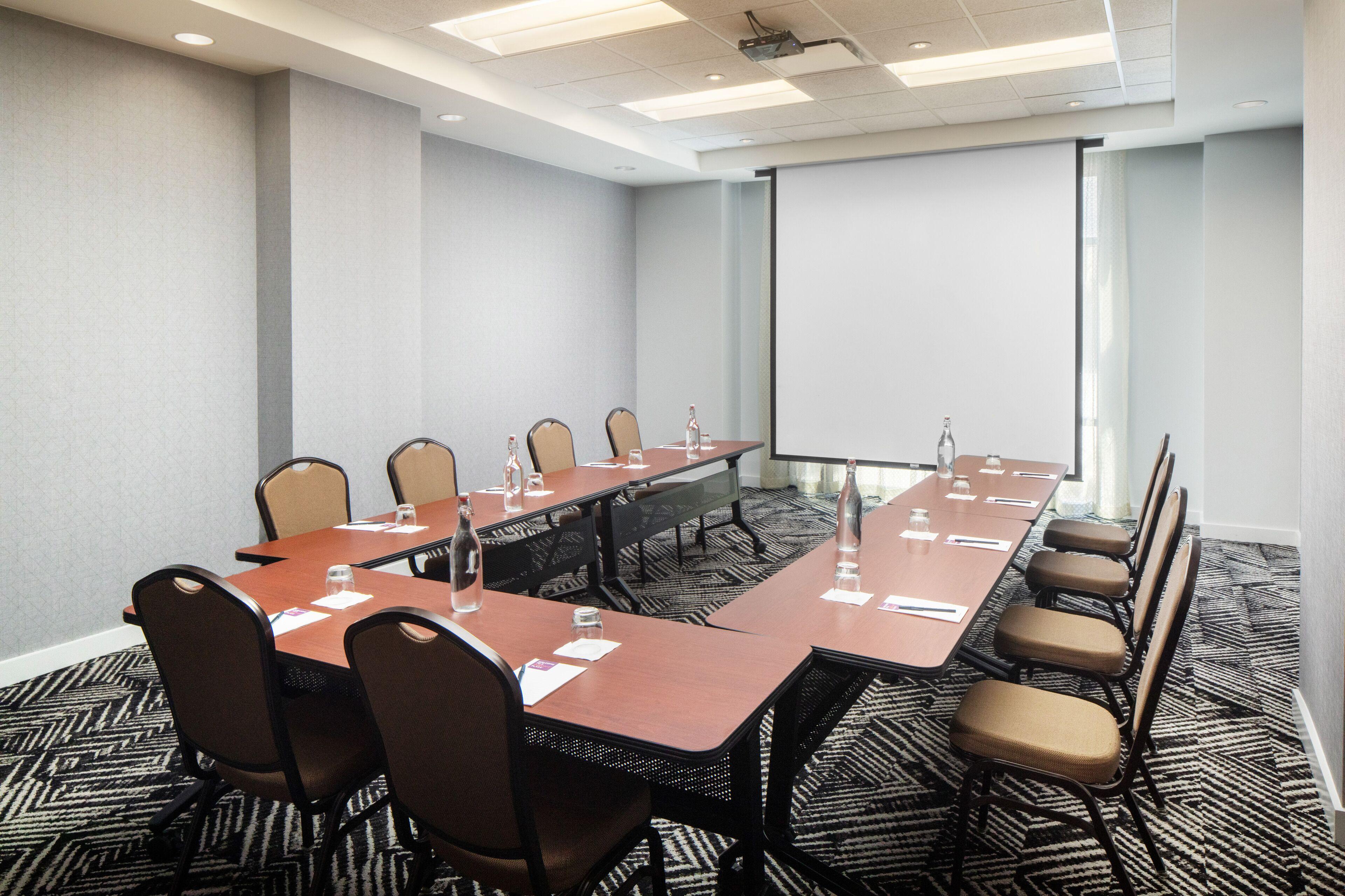 Hyatt Place Downtown 3*