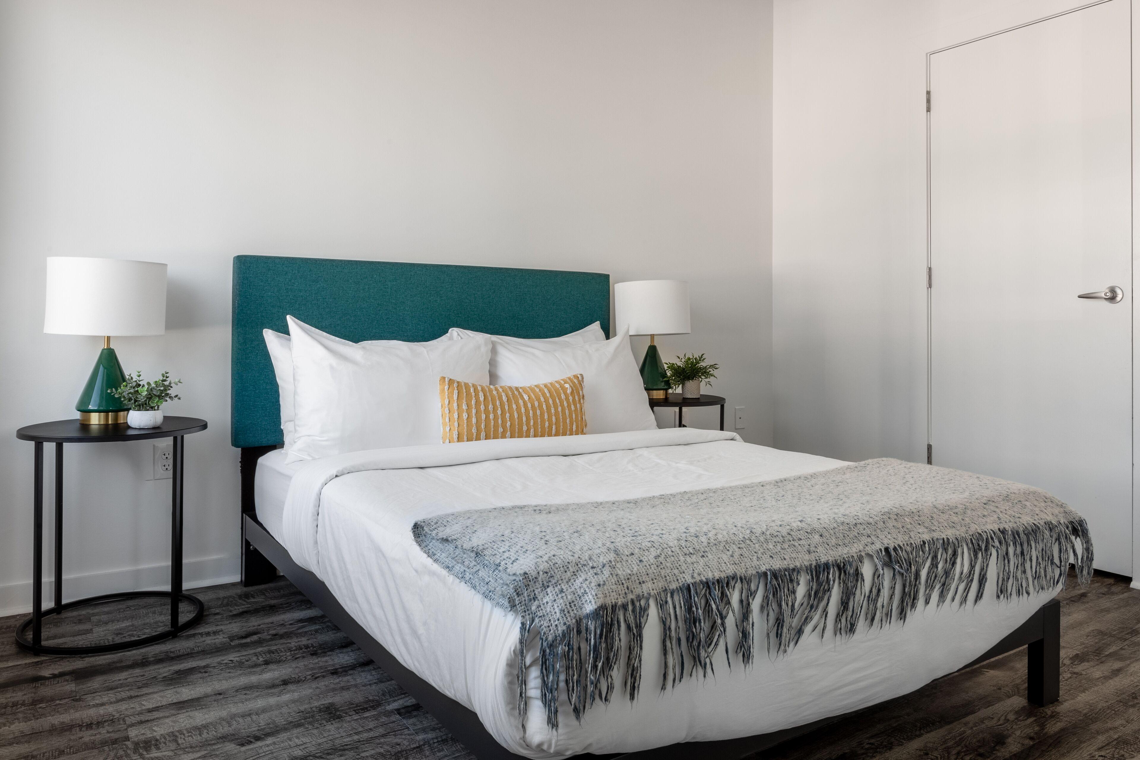 Mint House - The Gulch - 11th Ave S Nashville