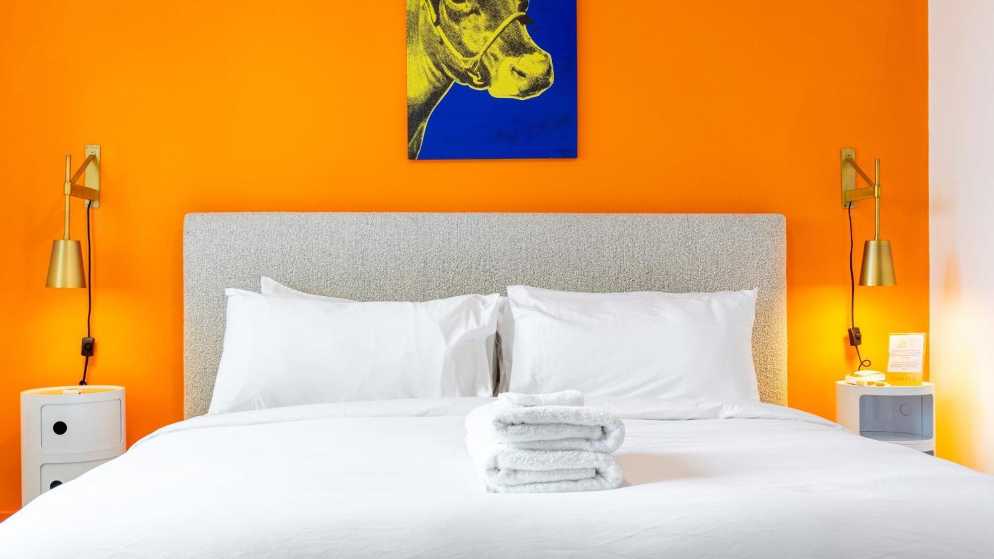 Dual Bachelor Pads W Rooftop Lounge Games Sleeps 26 5 Min To Broadway * Nashville