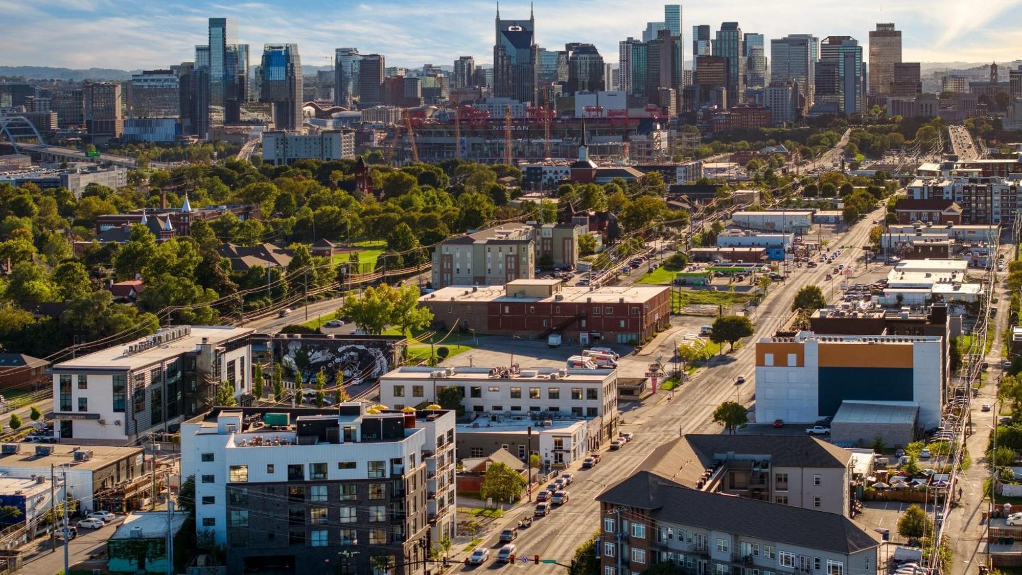 Holiday home Dual Bachelor Pads W Rooftop Lounge Games Sleeps 26 5 Min To Broadway