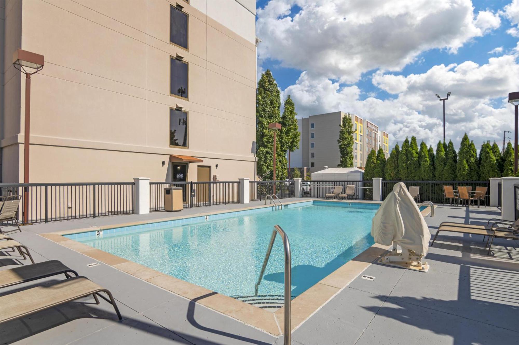 Hotel Western Near Opryland Nashville