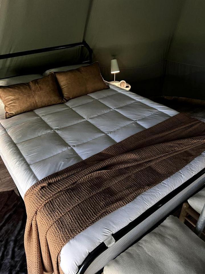 Holiday home Spacious Equipped Bell Tent With Deck, Fire Pit And Picnic Space In Tennessee