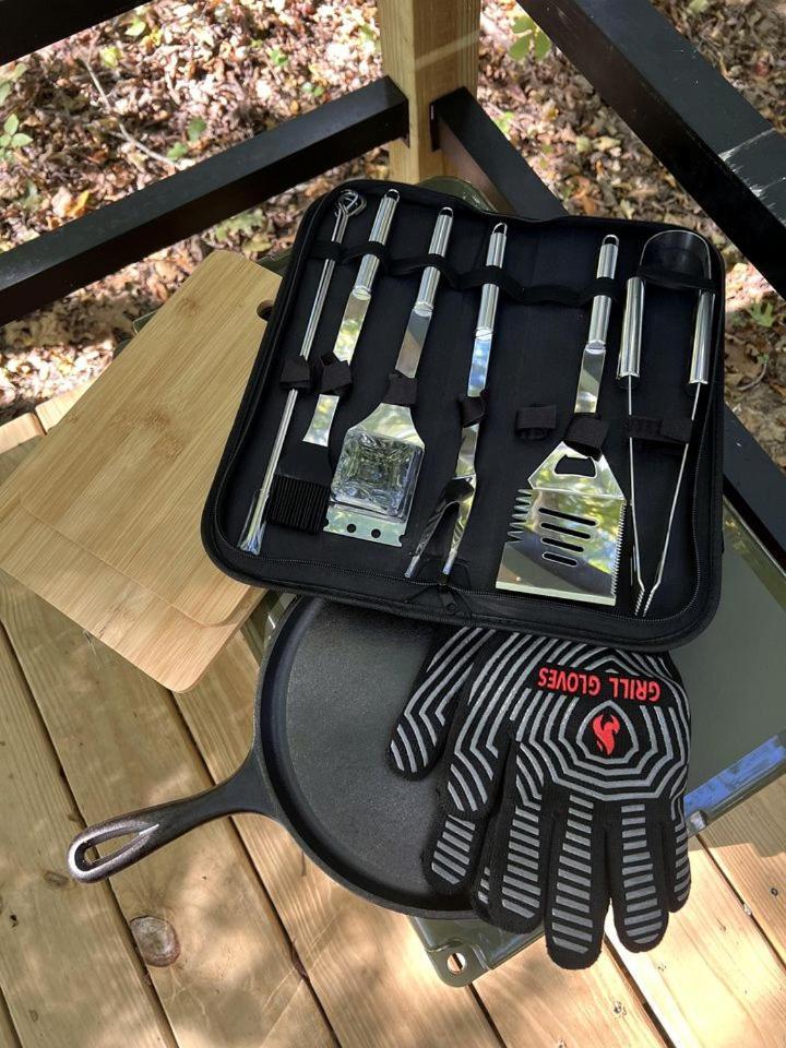 Holiday home Spacious Equipped Bell Tent With Deck, Fire Pit And Picnic Space In Tennessee