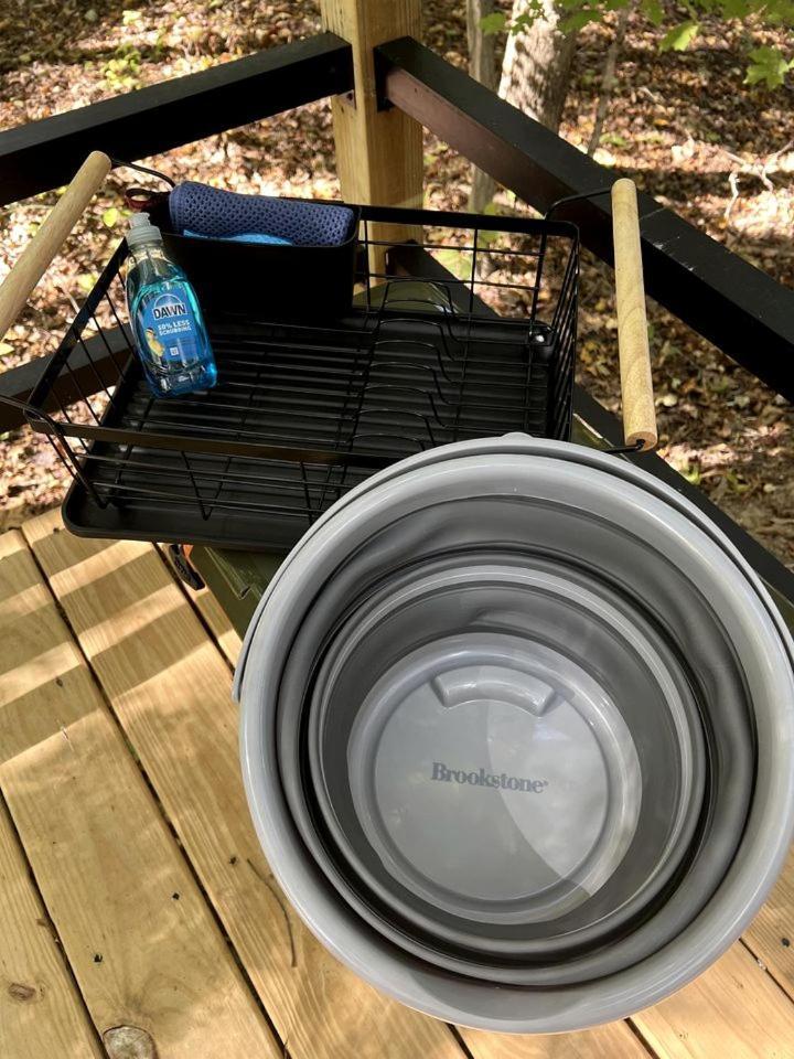 Spacious Equipped Bell Tent With Deck, Fire Pit And Picnic Space In Tennessee * Nashville