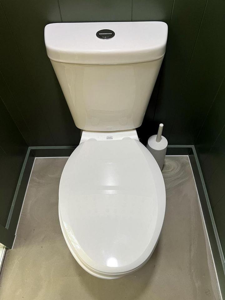 Spacious Equipped Bell Tent With Deck, Fire Pit And Picnic Space In Tennessee * Nashville