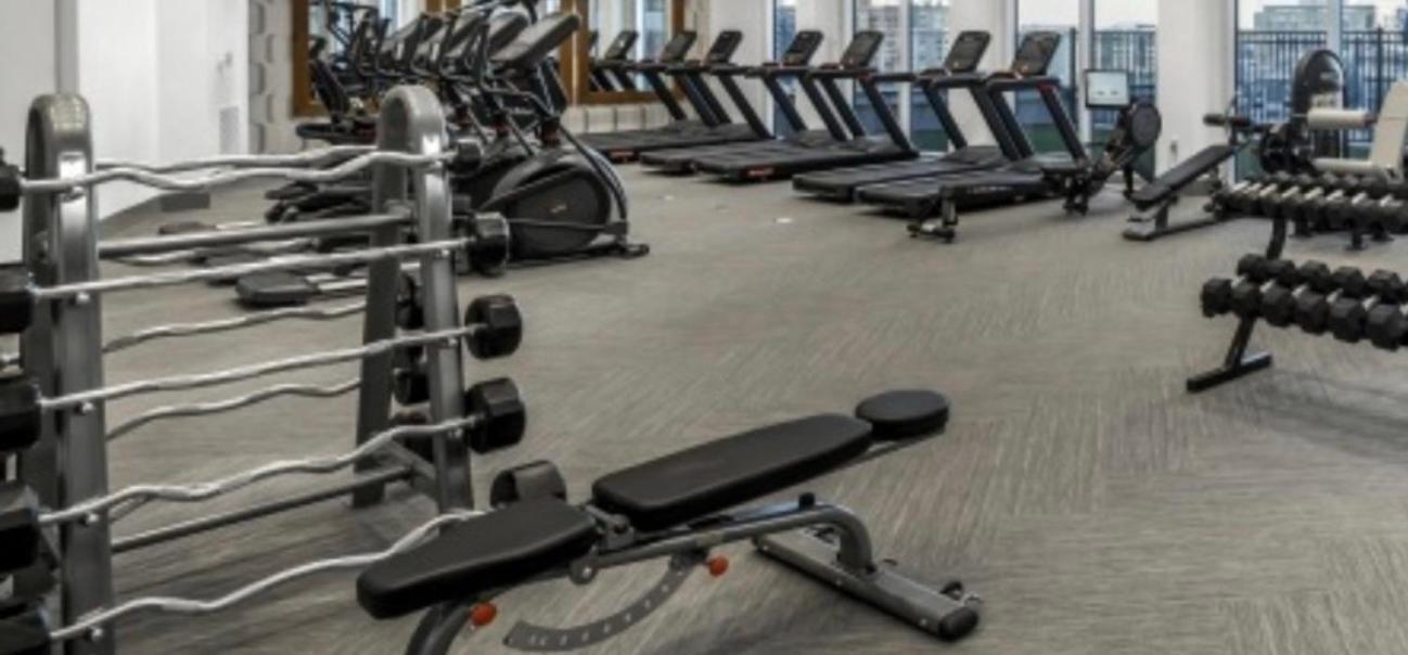 Apartment Grand Palace Pool Gym Parking