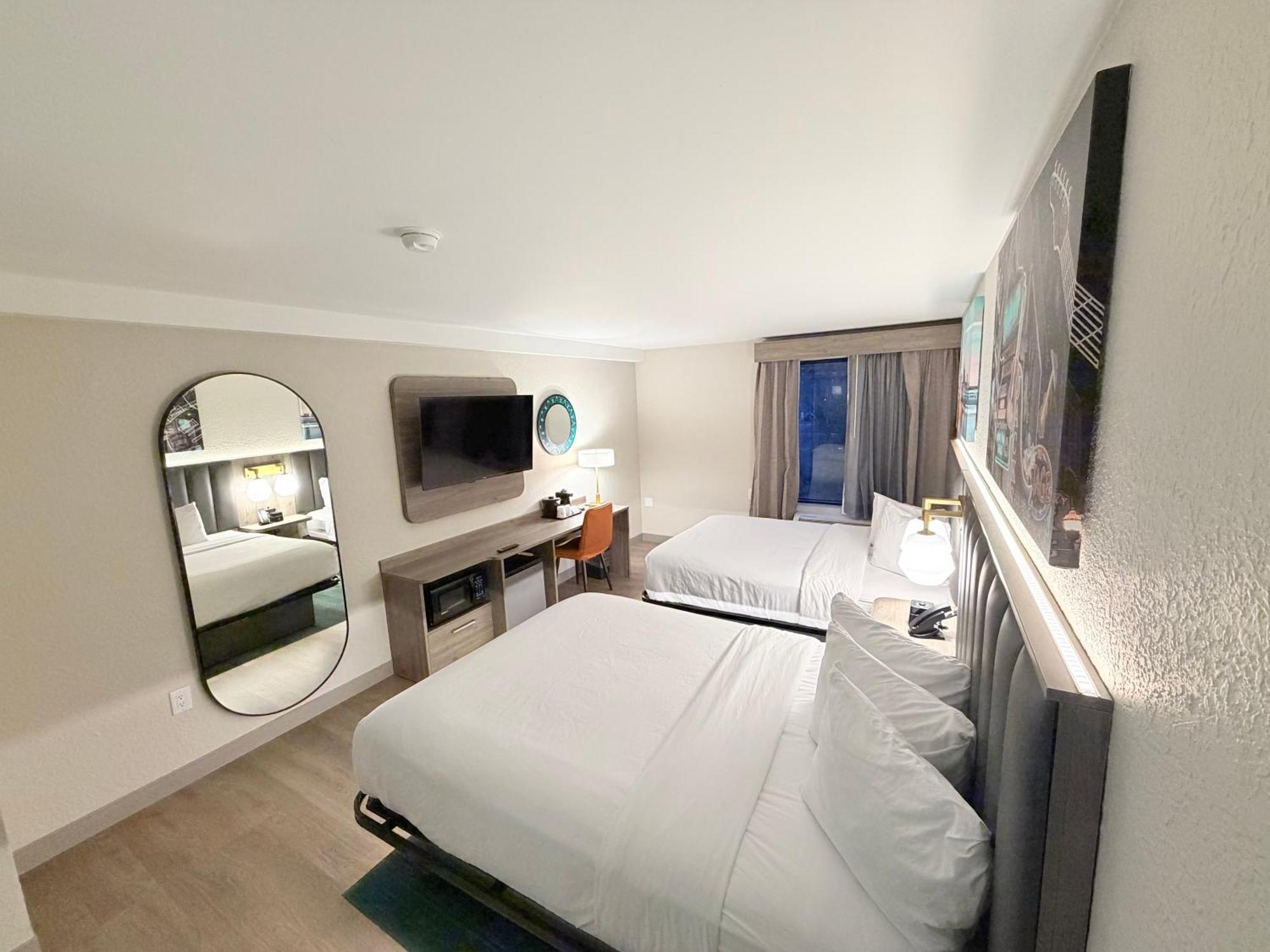 Hotel La Quinta By Wyndham Airport/opryland 3*