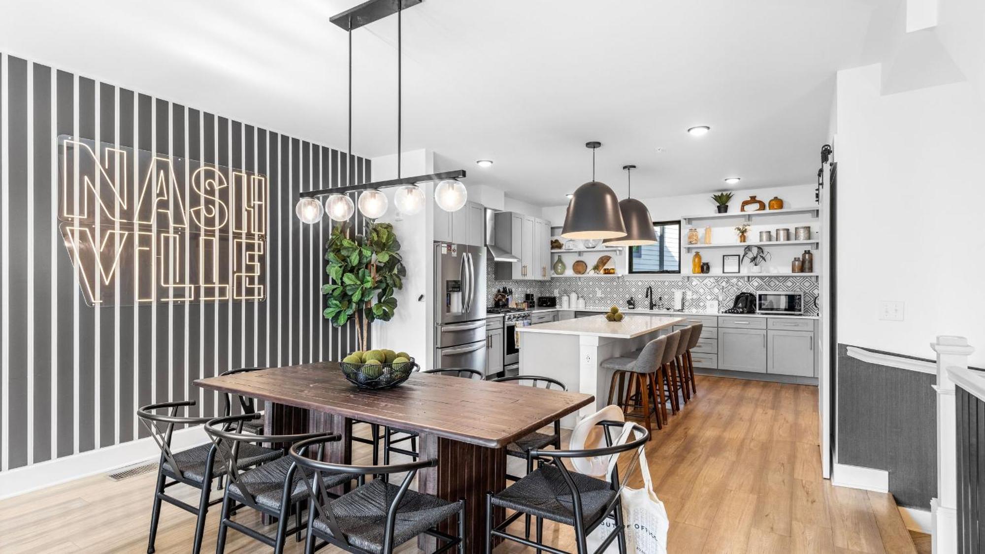 Skyline Soundhouse By Avantstay Rooftop Deck Game Near East Broadway