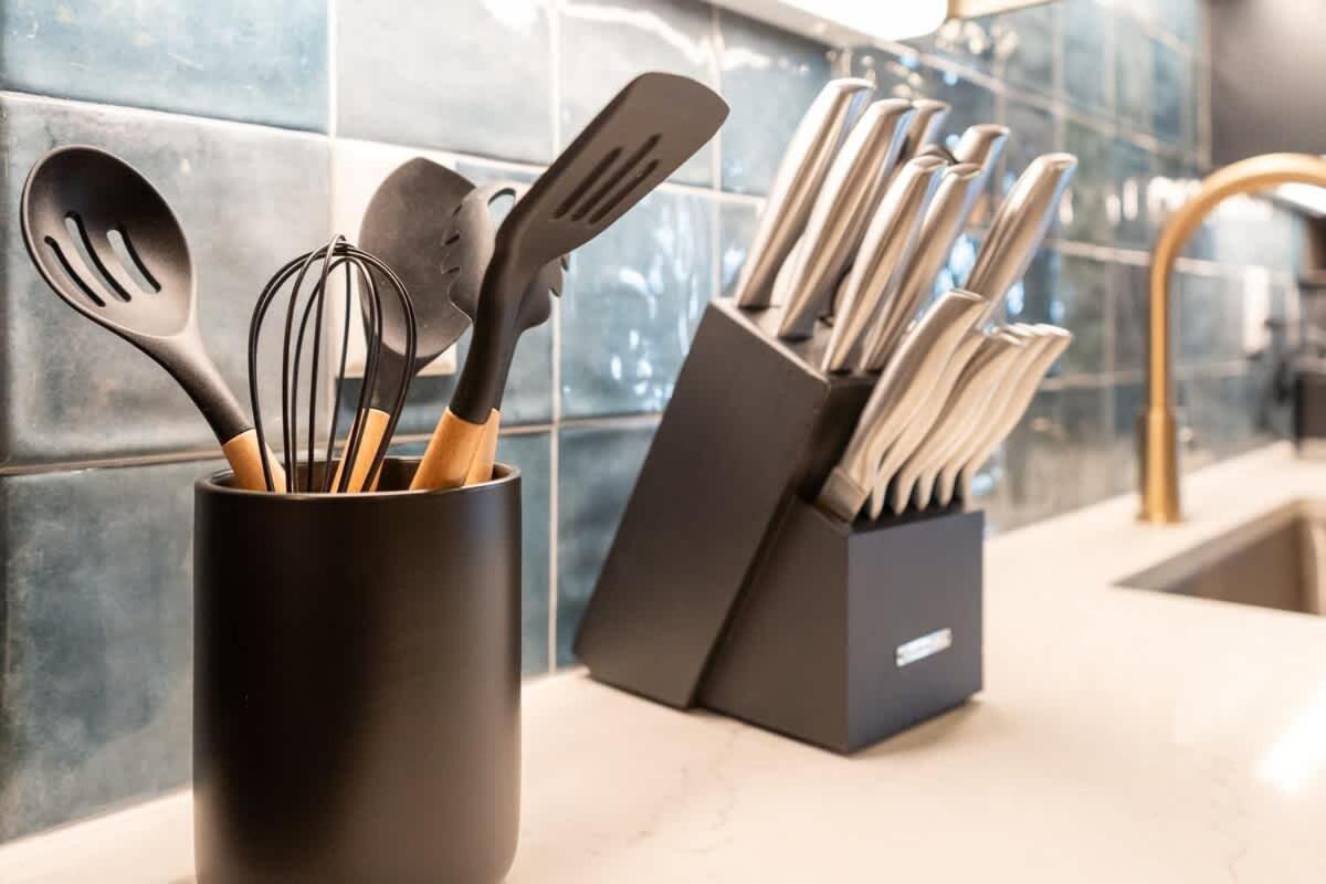 The Western Wing By Local Holiday home *