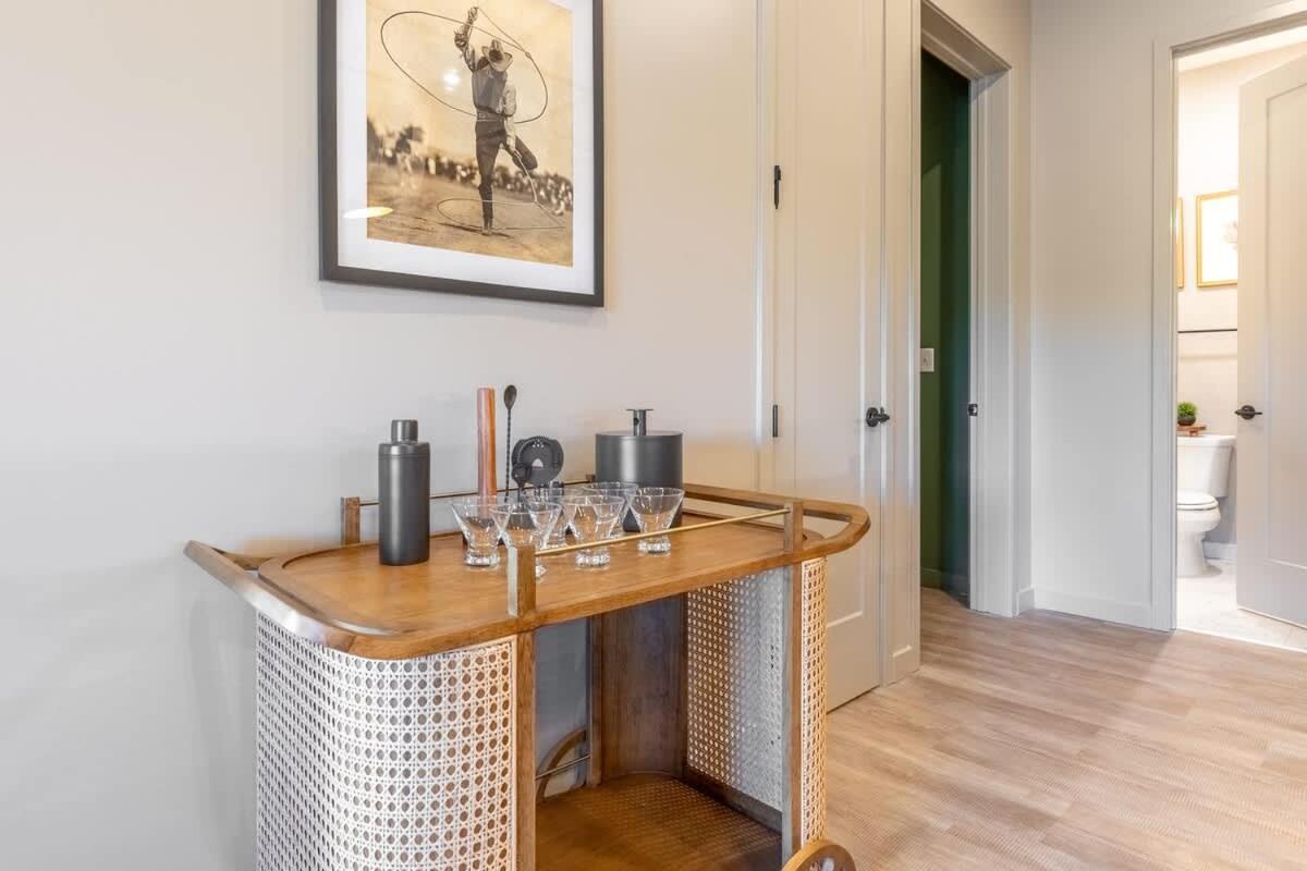 The Western Wing By Local Holiday home Nashville