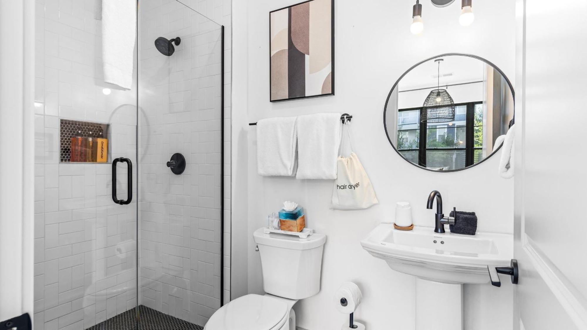 Skyline Soundhouse By Avantstay Rooftop Deck Game Near East Broadway Holiday home Nashville