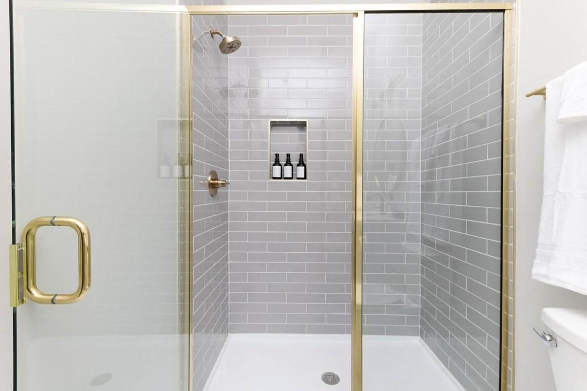 The Outlaw Oasis * Nashville