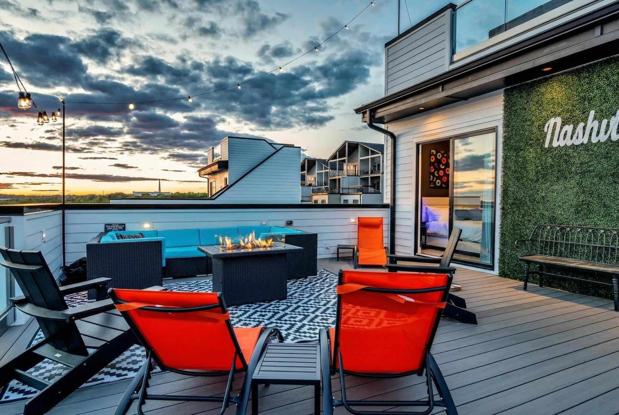 Holiday home New We Roll Rooftop - Hot Tub With Views - 13 Beds