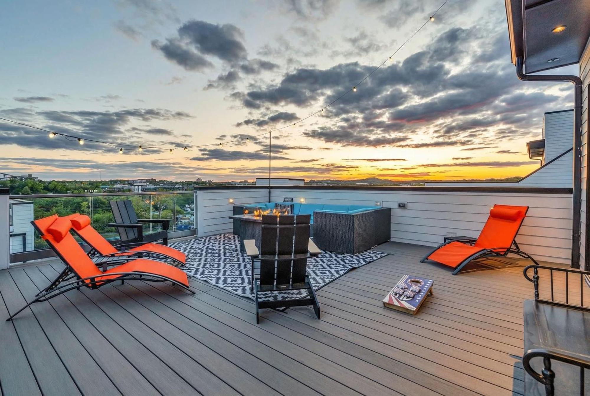 New We Roll Rooftop - Hot Tub With Views - 13 Beds Nashville