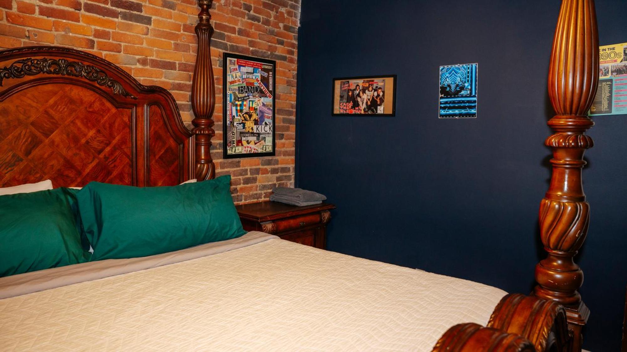 Holiday home Broadway Penthouse 4br 3bth 2500 Sf