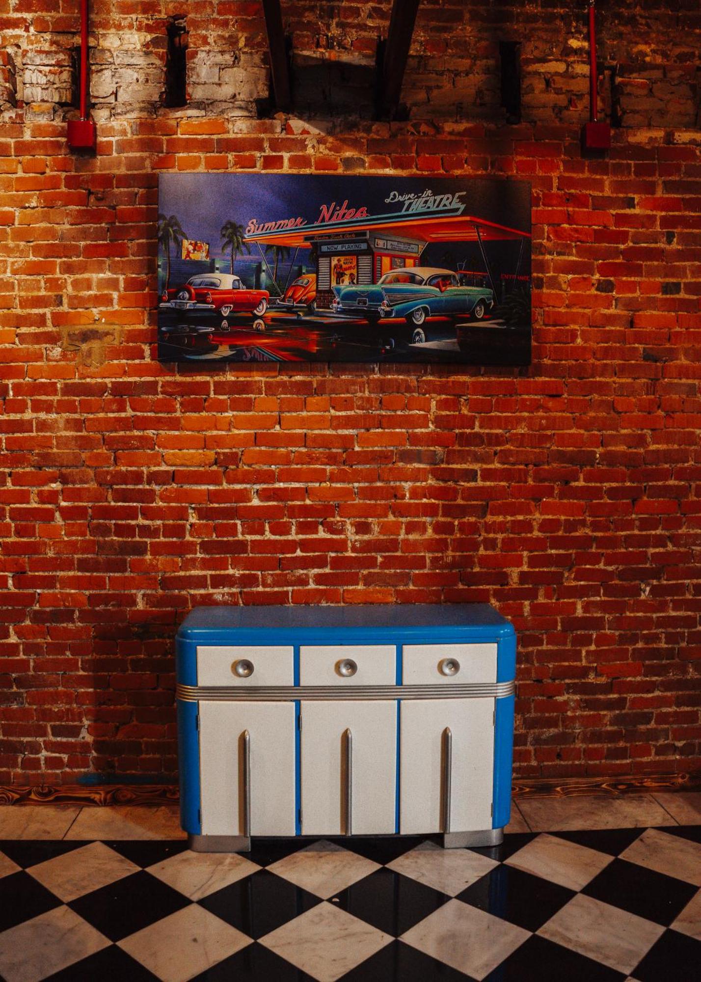 Broadway Penthouse 4br 3bth 2500 Sf *