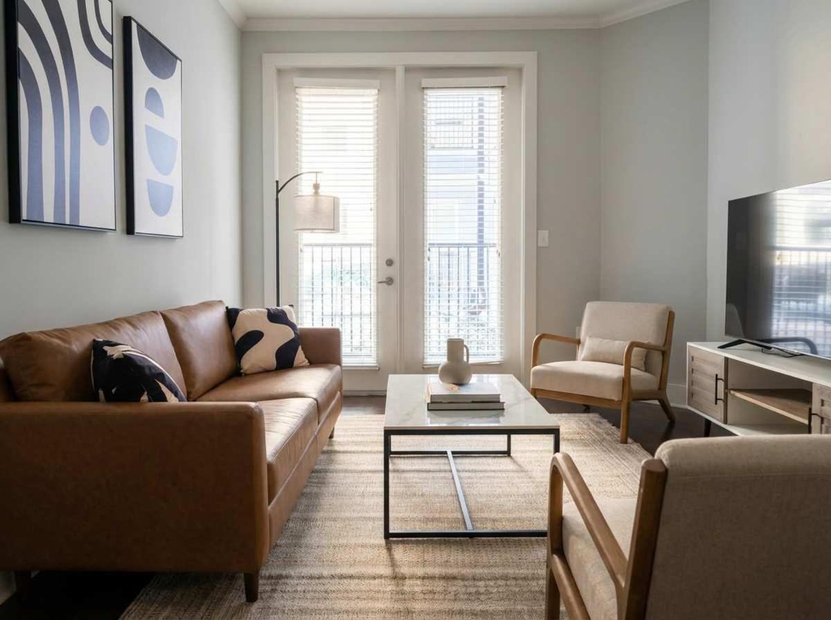 Apartment Boulevard Midtown 1br Pool Gym Parking 03