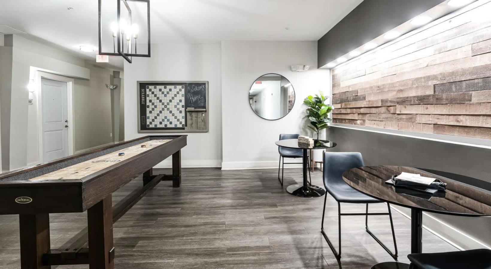 Apartment Boulevard Midtown 1br Pool Gym Parking 03 Nashville