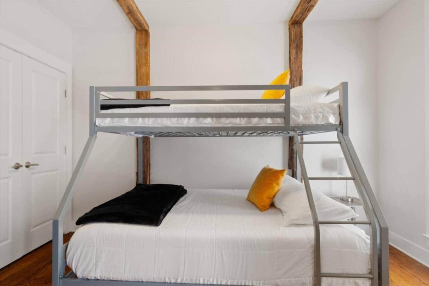 The Nook - Barn Doors & Broadway Dreams *