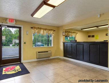 Hotel Super 8 By Wyndham Whites Creek/ Nw Area 2*