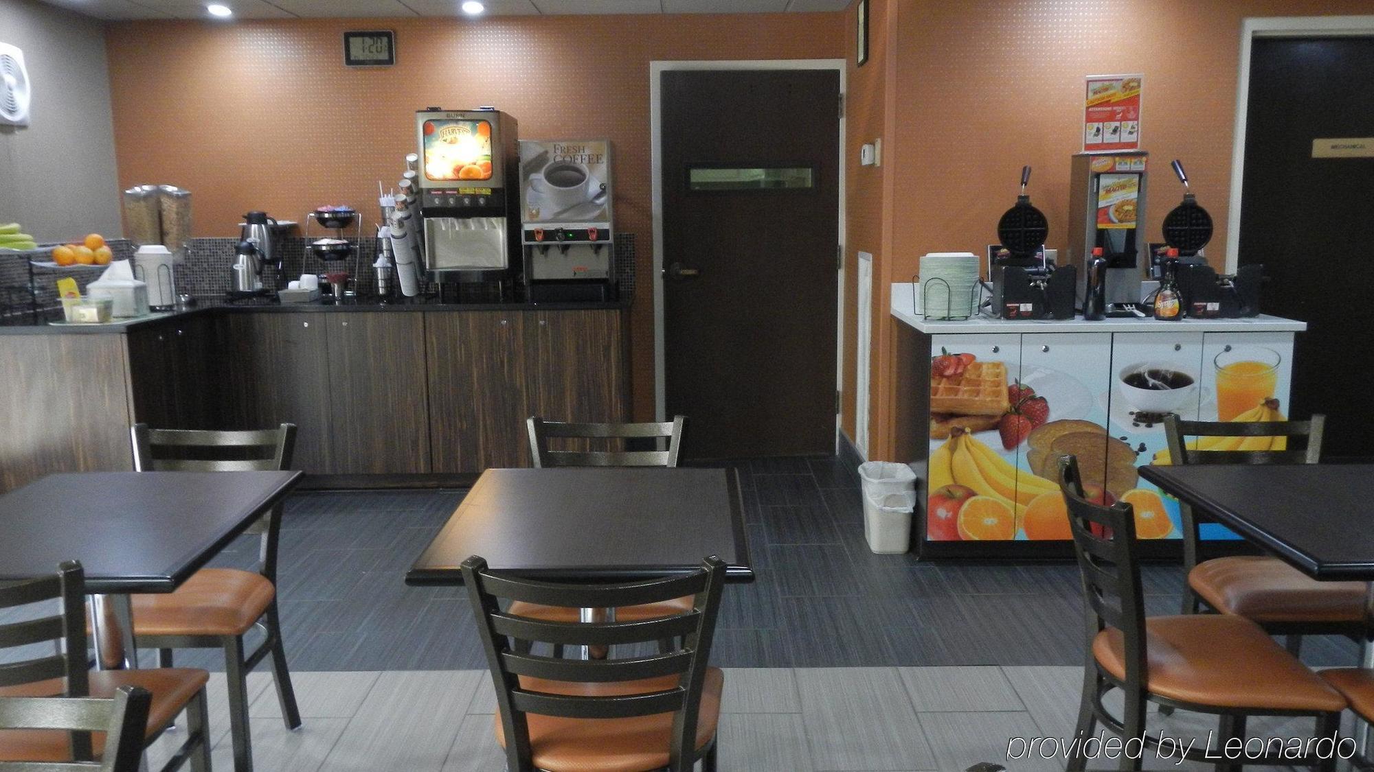 Western Near Opryland 3*