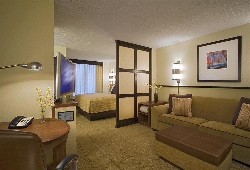 Hyatt Place Airport 3* Nashville