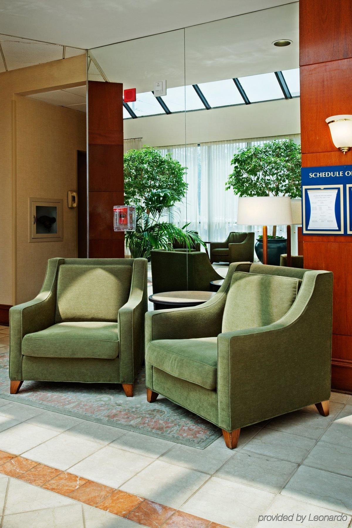 Airport Marriott Hotel