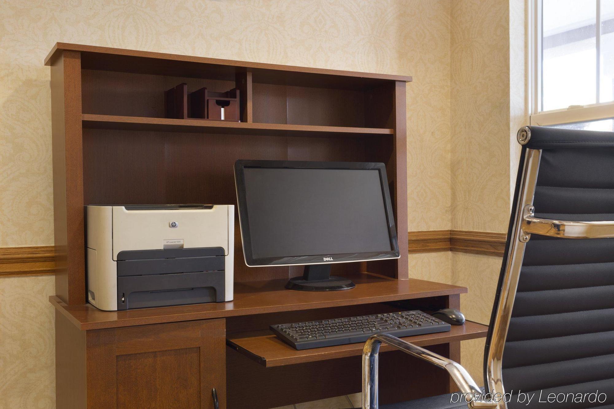 Country & By Radisson, Nashville, Tn Hotel