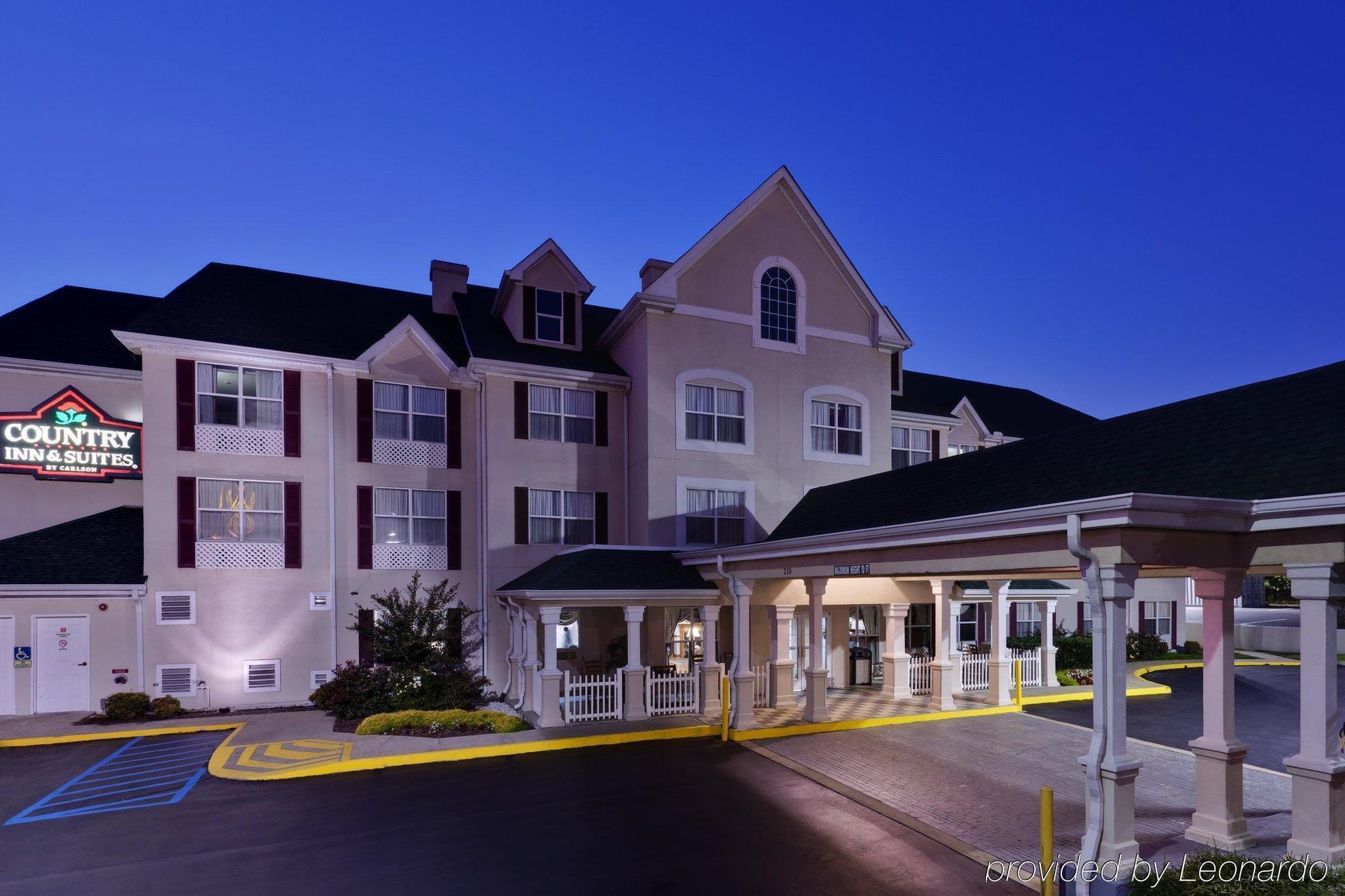 Country & By Radisson, Nashville, Tn Hotel