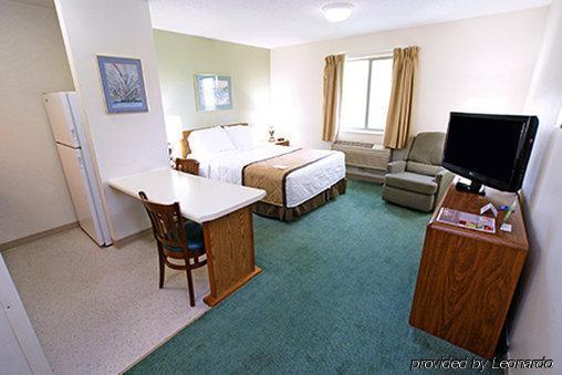 Homestay Suites 2*