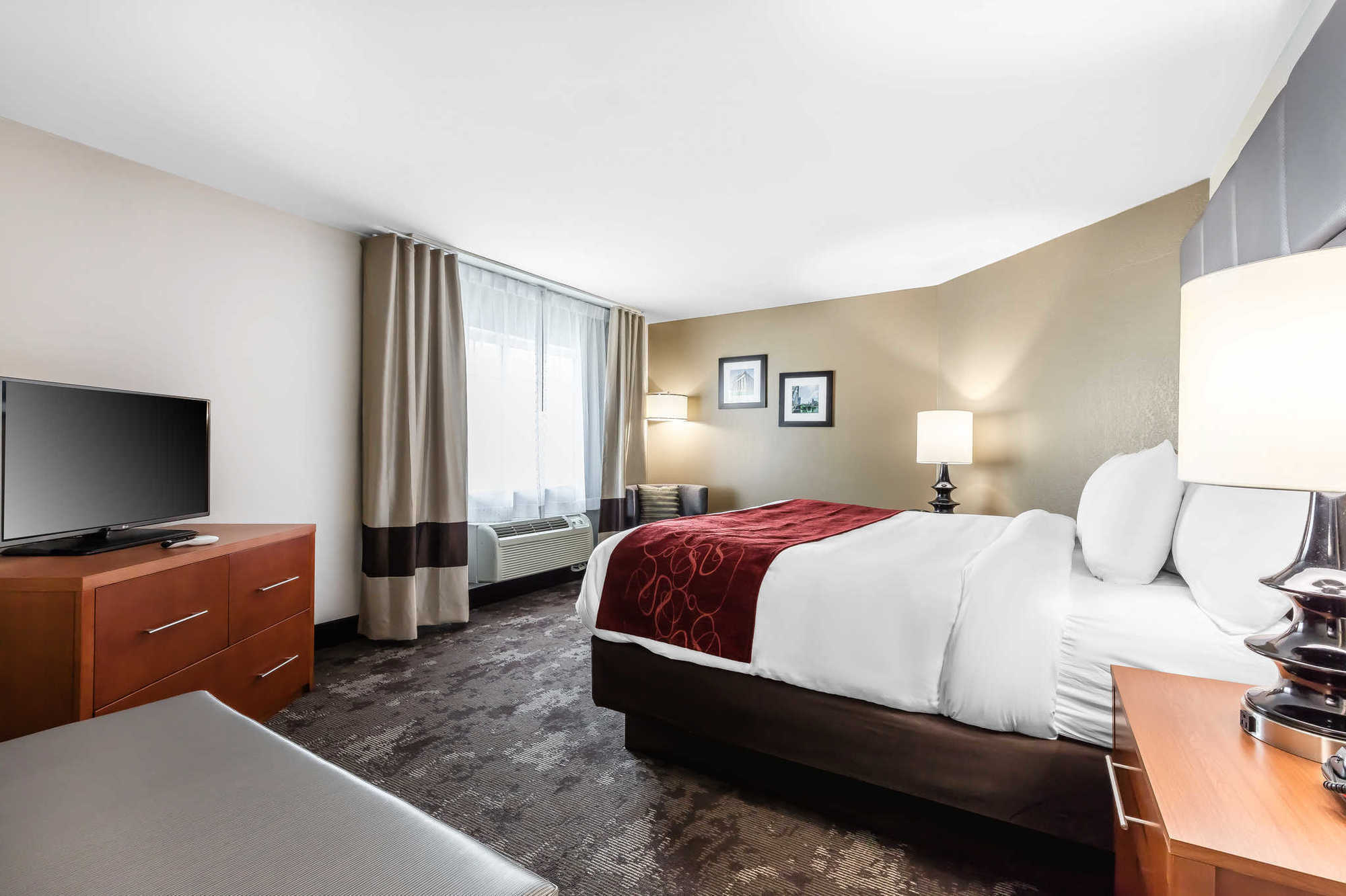 Hotel Comfort & Near Tanger Outlets I-24 Antioch 3*