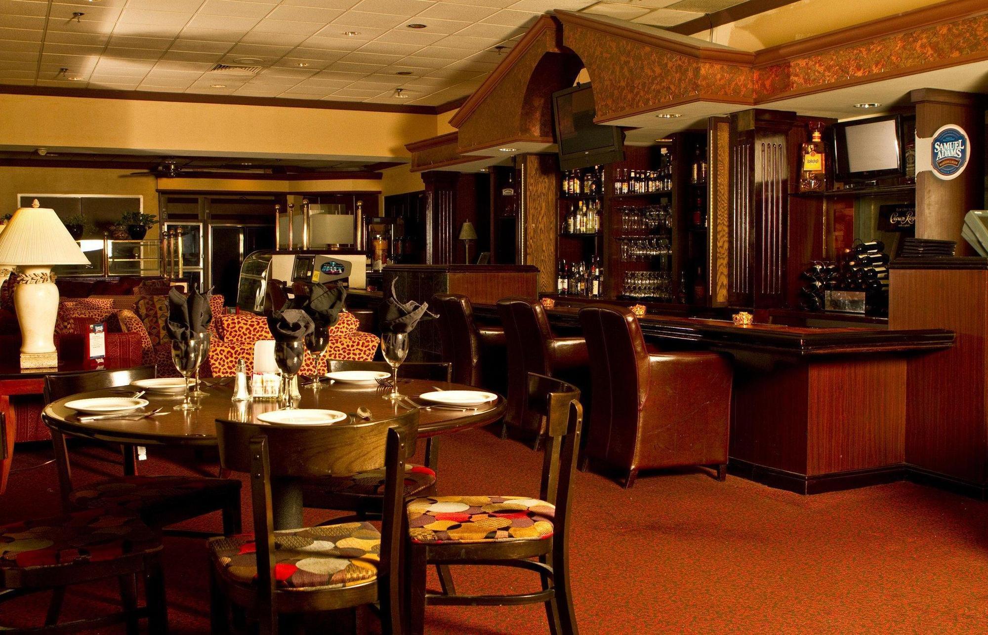 Doubletree By Hilton Airport Hotel