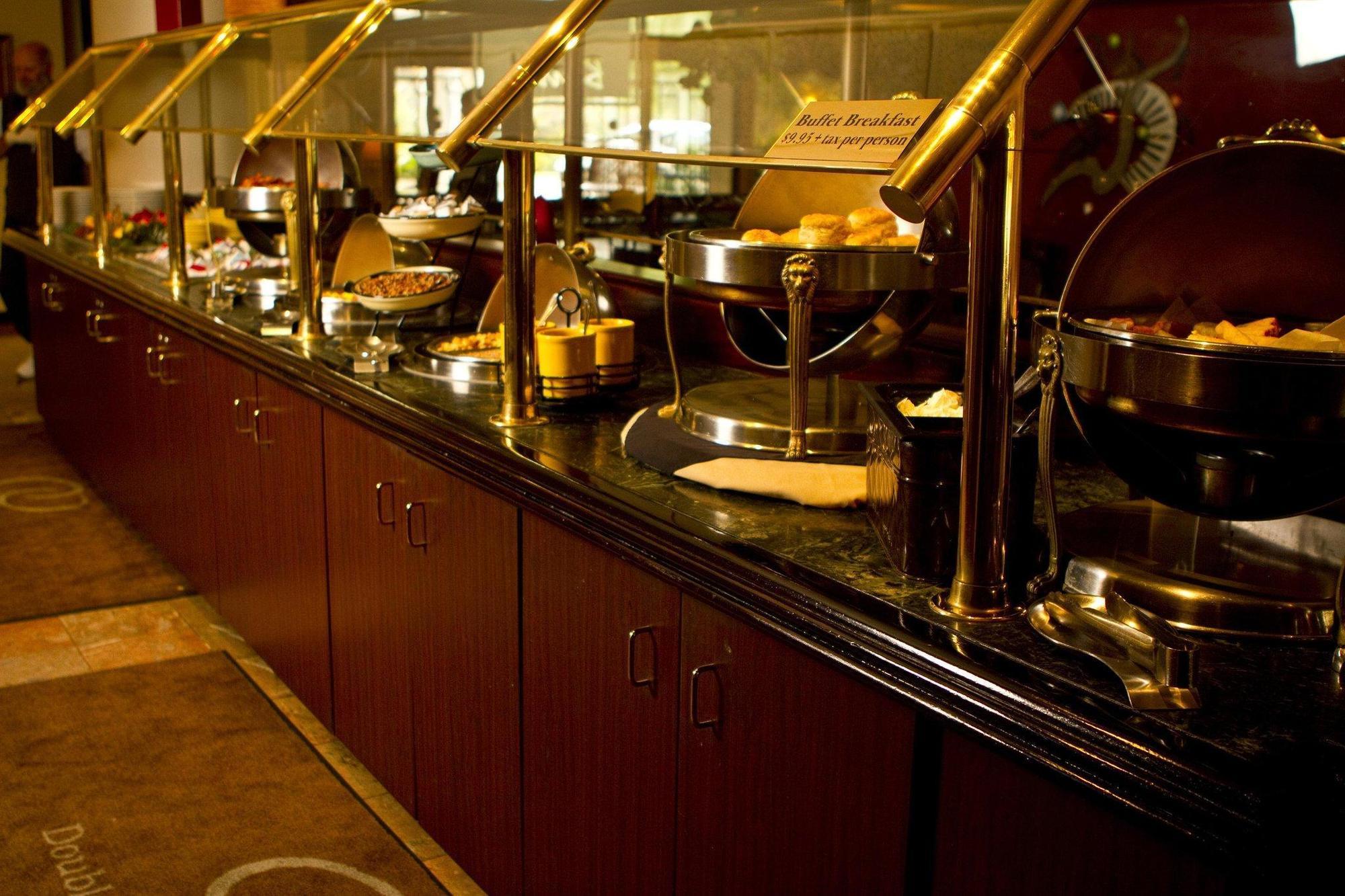 Hotel Doubletree By Hilton Airport Nashville