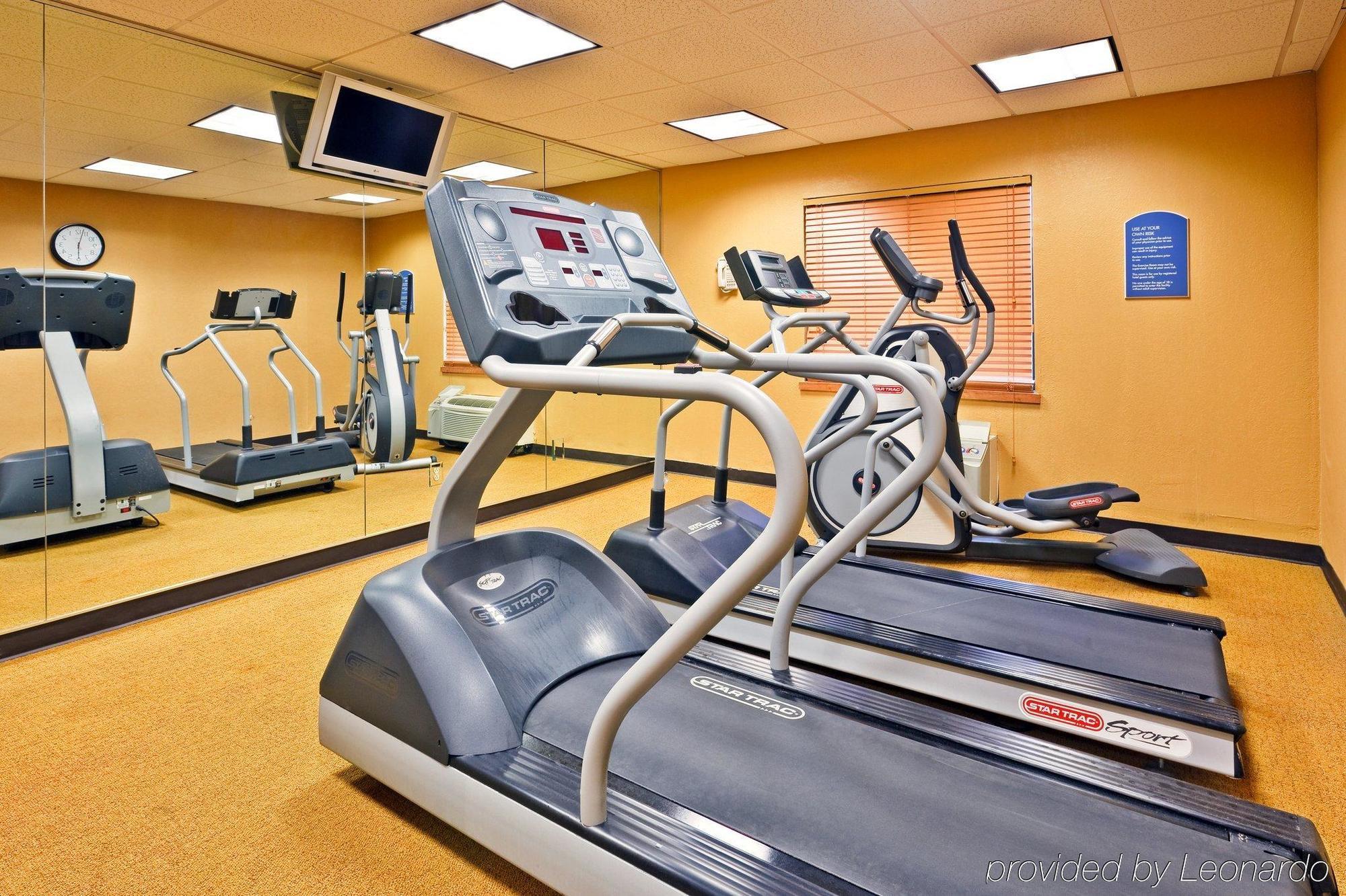 Hotel Holiday Express Airport By Ihg Nashville