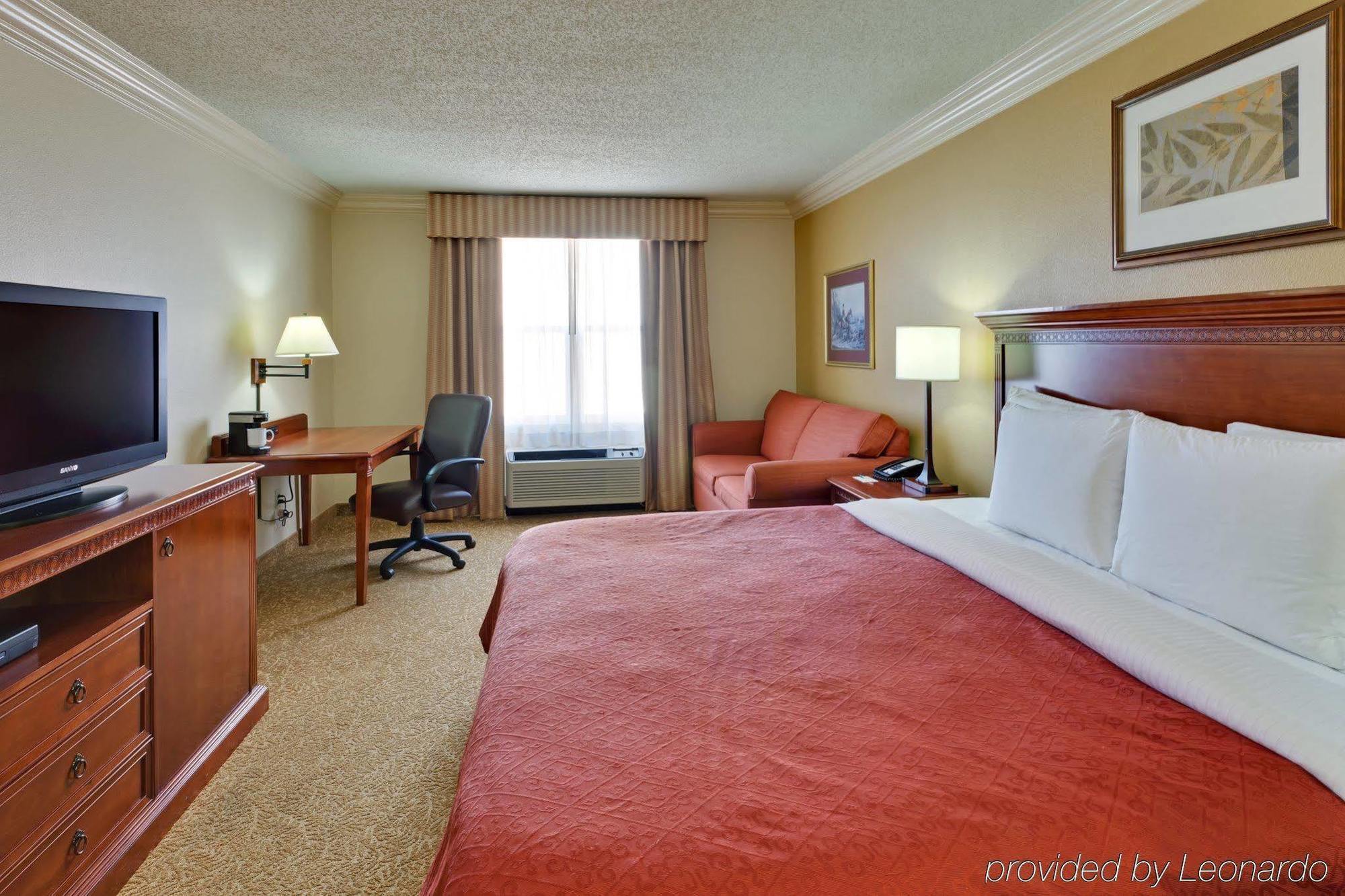 Country & By Radisson, Nashville, Tn