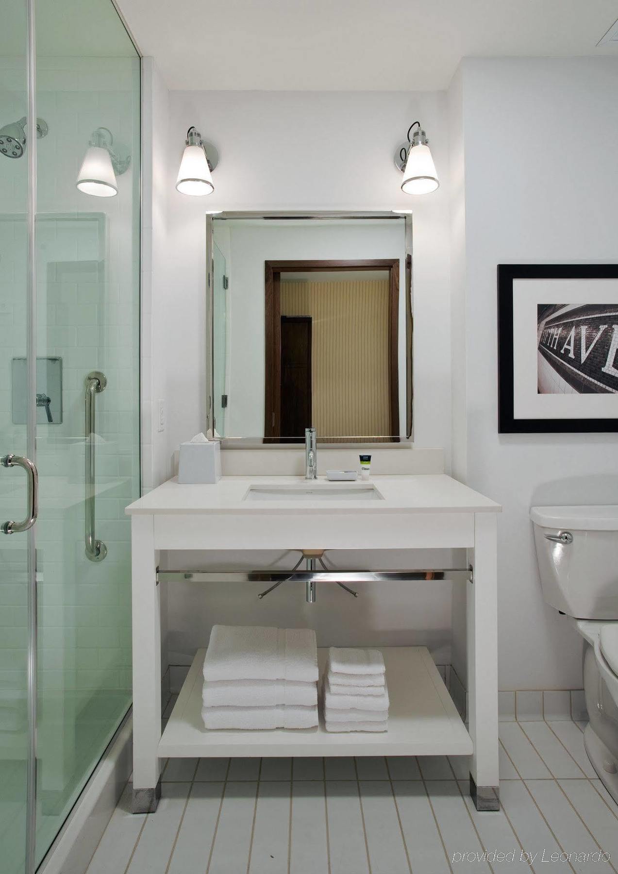 Four Points By Sheraton Airport Hotel