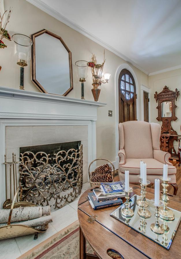 Bed & Breakfast Daisy Hill 3*