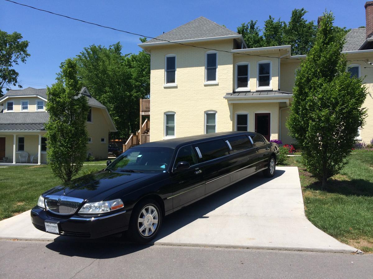 1501 Linden Manor B&B 3*