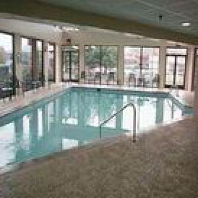 Ramada By Wyndham Nashville/music Valley Hotel 3*
