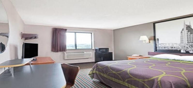 Super 8 By Wyndham Nashville/ Dntn/ Opryland Area Nashville