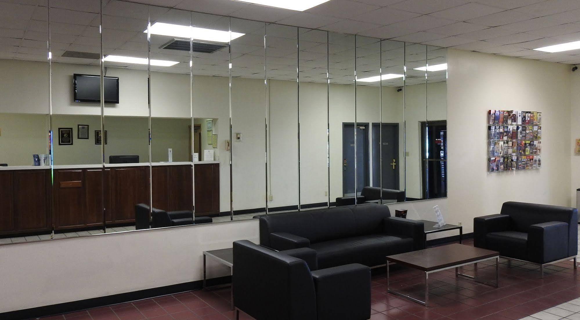 Hotel Knights - Downtown Nashville